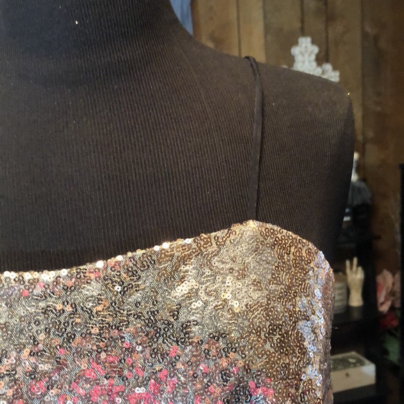 Beautiful Gold Sequin Women’s Designer Blouse - Picture 13 of 17